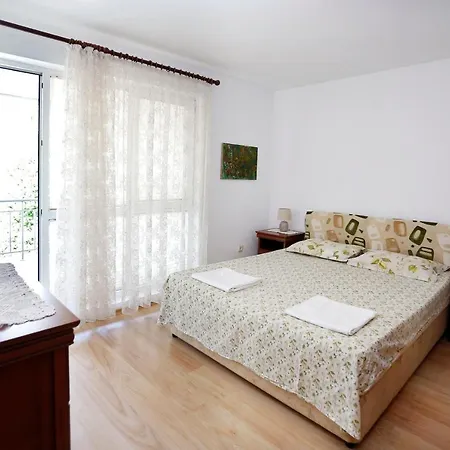 Apartment Lazur Sunrise