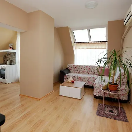 Apartment Lazur Sunrise *